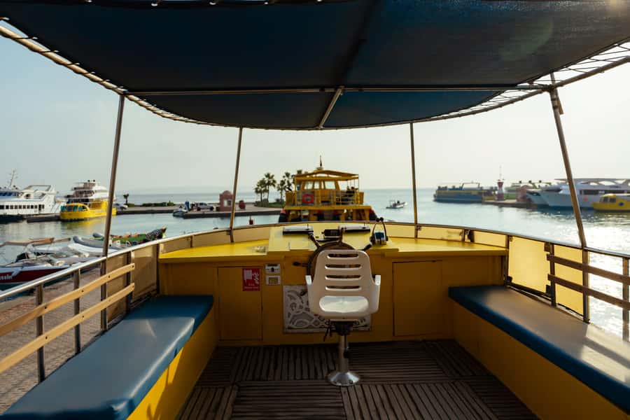 Hurghada: Semi-Submarine Boat Tour w/ Snorkeling & Transfer - Time on the sundeck and the return ride
