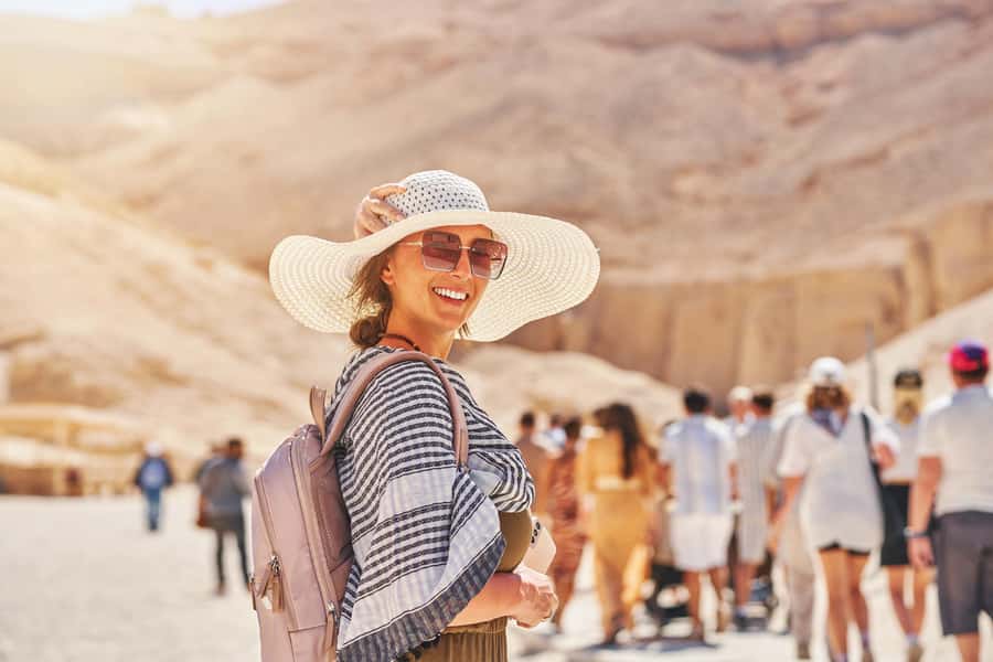 Hurghada: Small-Group Luxor Day Tour & Sunrise Balloon Ride - What to pack for this 18-hour outing