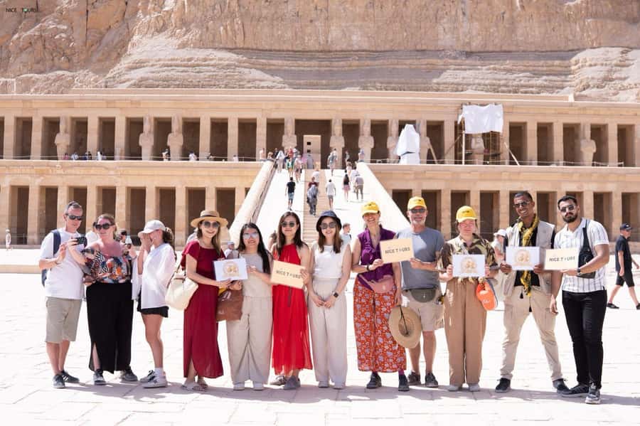 Hurghada: Small-Group Luxor Highlights & Tut Tomb Day Tour - Karnak Temple: the biggest first impression