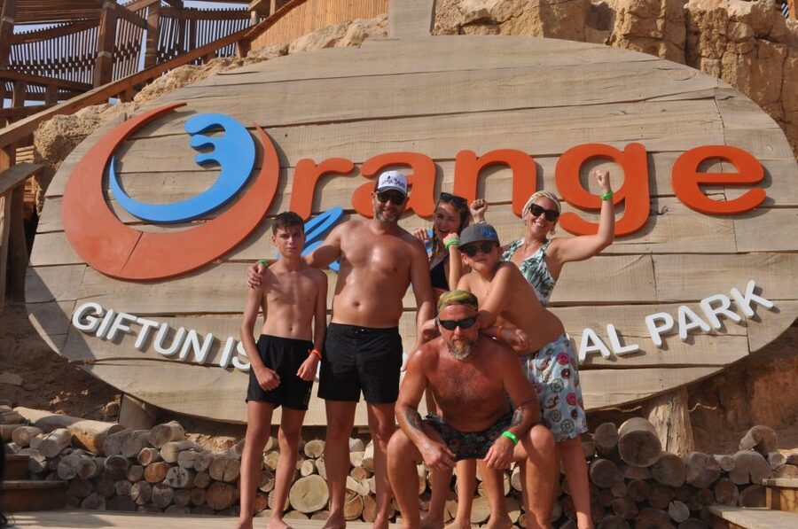 Hurghada: Speedboat Parasailing Adventures & Hotel Pick up - Choosing between Giftun, Orange Bay, Nemo, and Magawish