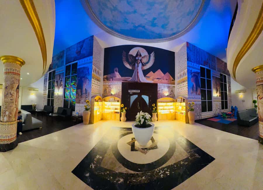 Hurghada: Sultan Cleopatra- Turkish Bath&Spa With Transfer - The hammam scrub and face mask