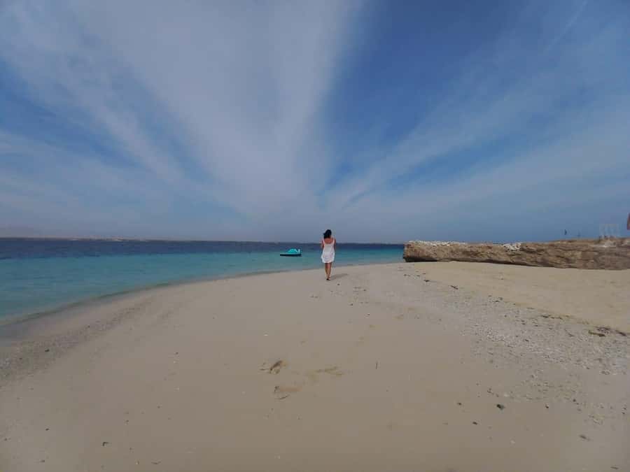 Hurghada: Yacht trip To Magawish island w Snorkeling & Lunch - Why this Red Sea outing works