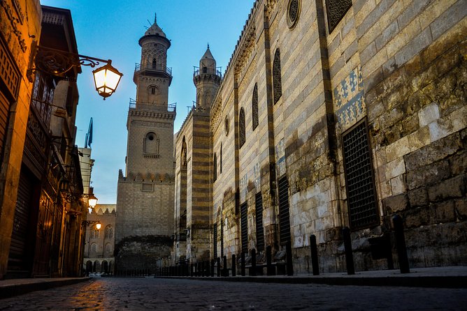 Islamic Cairo Walking Tour: Khan el Khalili, Al-Azhar Mosque - Ghoria, Bab Zuweila, and the tentmakers’ bazaar