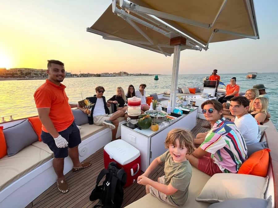 Lagoon trip El Gouna - Abu Tig Marina brings the polished center into view