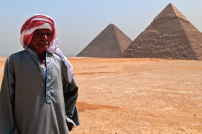 Layover Tour from Cairo Airport - Why the private guides matter