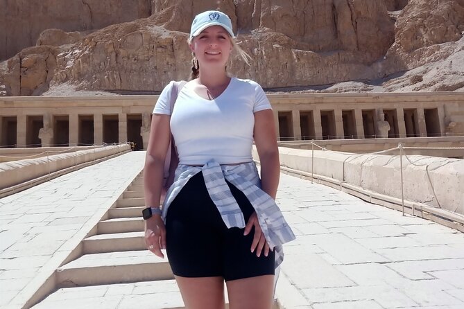 Luxor 2 Days Tour including Queens Valley& Luxor museum and Other - Hatshepsut Temple and three rising terraces