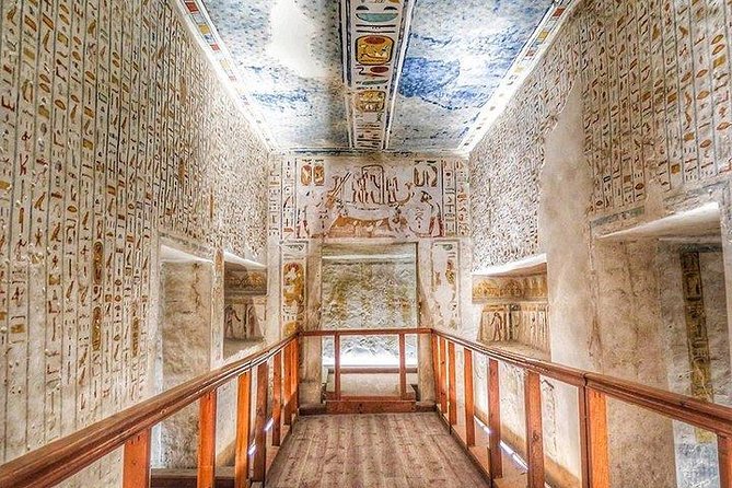 Luxor East and West Bank: Valley of the kings, Habu Temple,Karnak&Luxor Temples - Hatshepsut’s temple and the power of one queen
