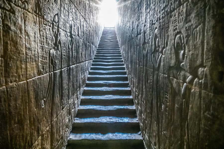 Luxor: Edfu, Kom Ombo, Abu Simbel Private Tour & Entry Fees - Kom Ombo: two gods, one unusual temple