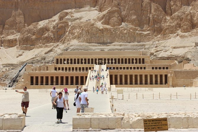 Luxor Excursion “Valley of the Kings” from Hurghada (Maine group) - The Guides and the Human Side of the Day