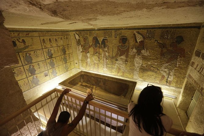 Luxor Full Day Tour Valley of the Kings with Transfer - Hurghada - Crossing the Nile and stopping for lunch