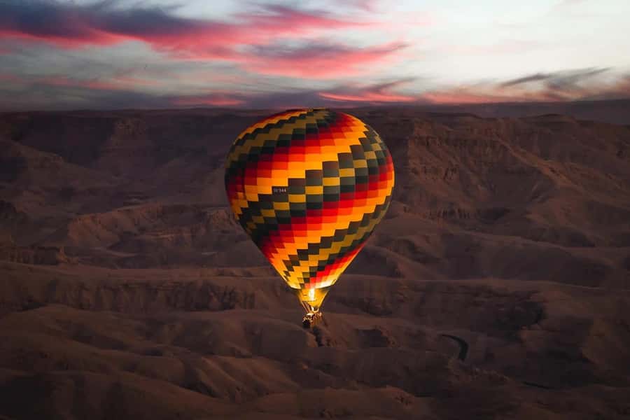 Luxor: Hot Air Balloon Ride over Luxor Relics - Waiting at the launch site