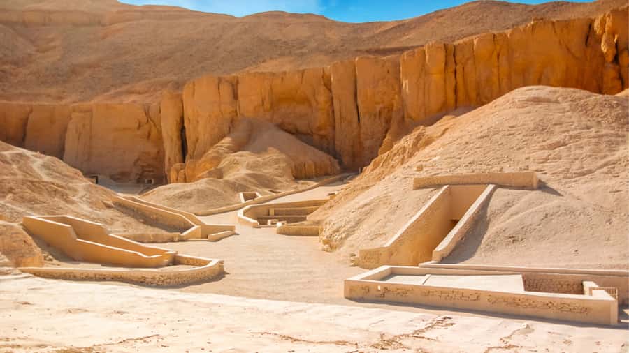 Luxor: Medinet Habu, Deir el-Medina & Valley of Queens Tour - Why this West Bank combination works