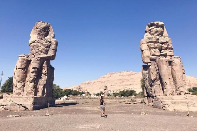 Luxor private excursion from Hurghada Makadi Bay Soma Bay Sahl Hasheesh Elgouna - Colossi of Memnon, a quick ten-minute photo stop