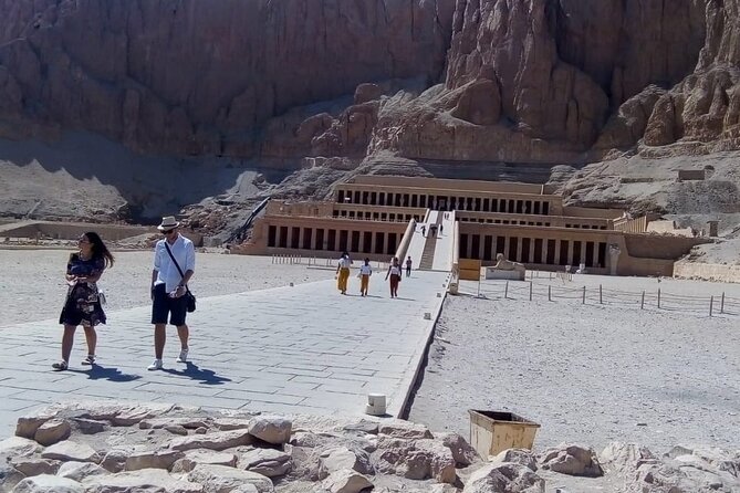 Luxor private excursion from Hurghada Makadi Bay Soma Bay Sahl Hasheesh Elgouna - Lunch, drinks, and what the $290.79 price means