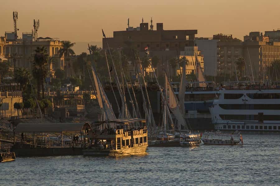 Luxor: Private Felucca Boat Trip with Hotel Pickup - Why a felucca is a good change of pace in Luxor