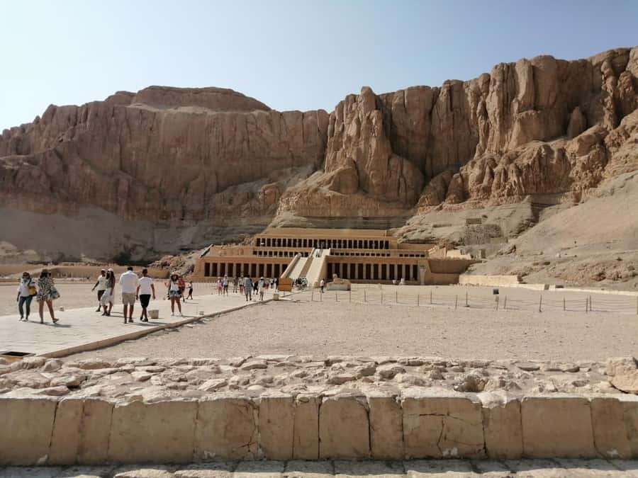 Luxor: Private Full-Day Luxor Highlights Tour with Pickup - Who should book this Luxor tour?