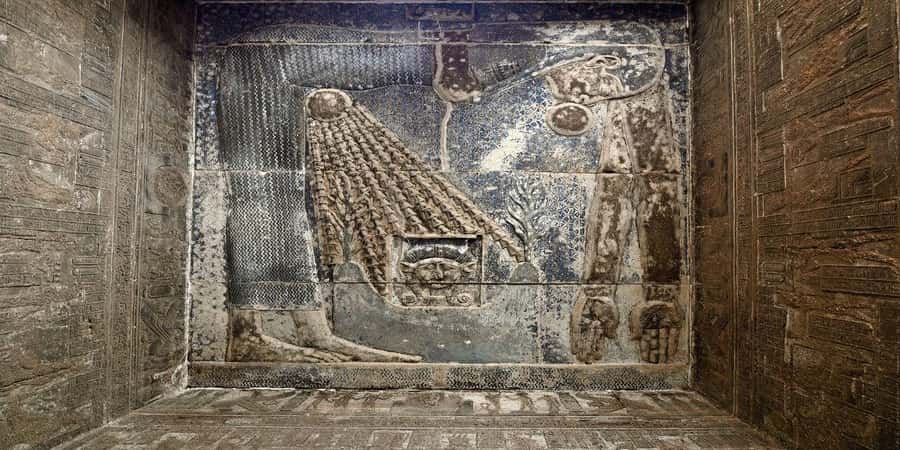 Luxor: Shared Half-Day tour of Dendera Temple with guide - What the guide adds to the visit