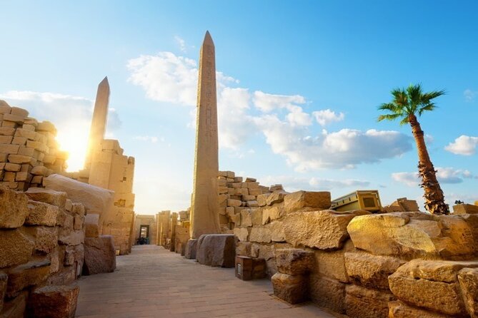 Luxor Small Group 8 max from Hurghada nd private option available - Crossing the Nile and eating at Al Mina