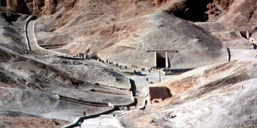 Luxor: Valley of the Kings and Queens Guided Tour with Lunch - Is $40 good value?