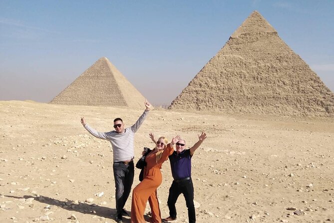 Luxury Private Tour Giza pyramids ,Sphinx ,Camel Rid and Lunch - Koshary lunch and a taste of everyday Egypt
