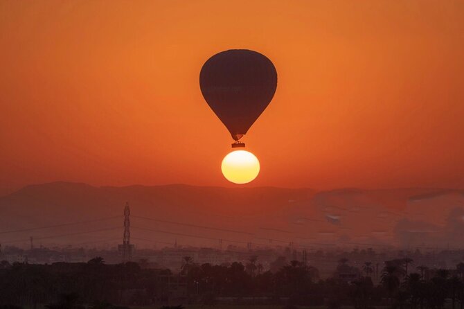 Luxury Sunrise Balloon Ride in Luxor with Hotel Pickup - A 30-minute flight with a gentle rhythm