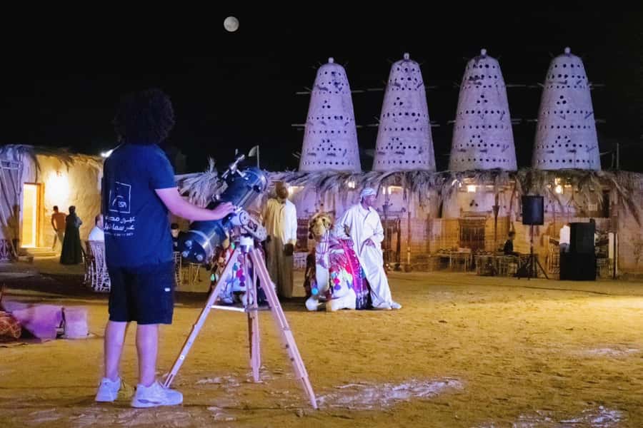 Makadi Bay: BADU Luxury Bedouin Dinner Experience & Stargaze - Making Bedouin bread and coffee