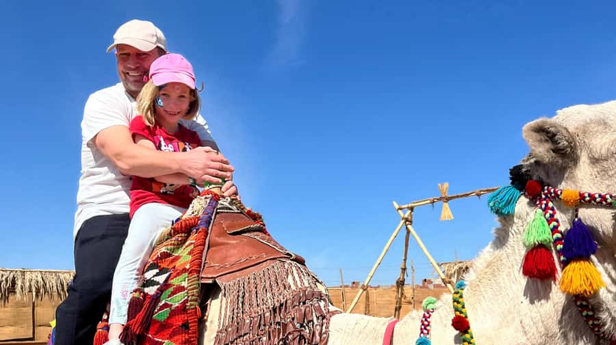 Makadi Bay: BADU Luxury Bedouin Dinner Experience & Stargaze - Music, dancing, and Bedouin storytelling