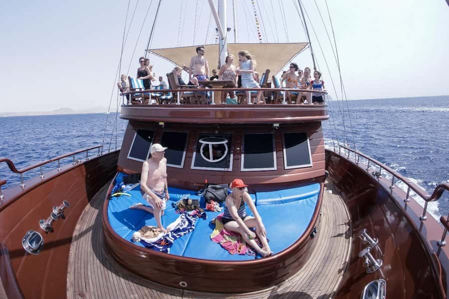 Marsa Alam: Pirates Premium Boat to turtle bay with lunch - Marsa Shona offers a second reef setting