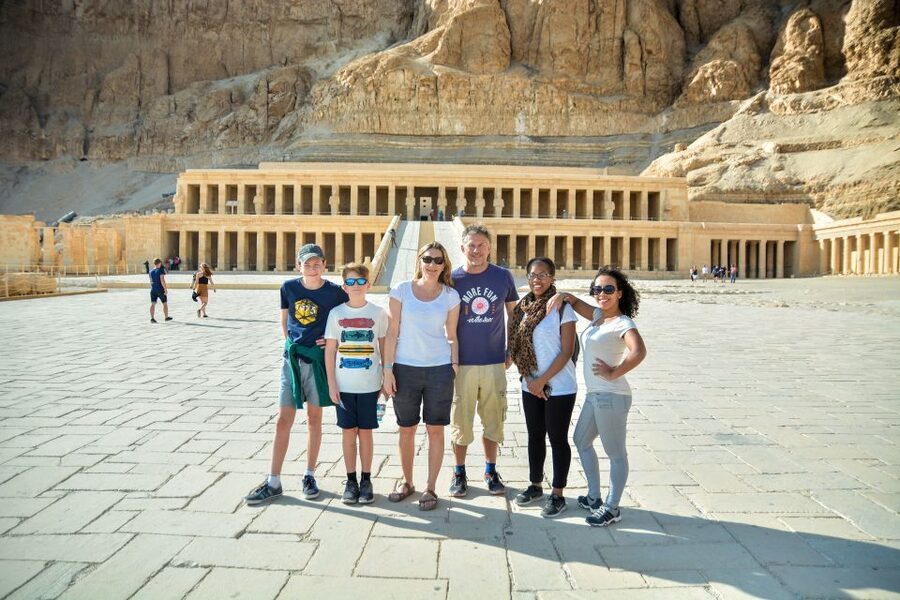 Marsa Alam: Valley of the Kings & Karnak Temples Luxor Tour - The road from Marsa Alam to Luxor