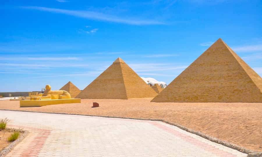Mini Egypt Private Tour with Transfers & Pedal Boat Ride - The private guide can make or break the visit