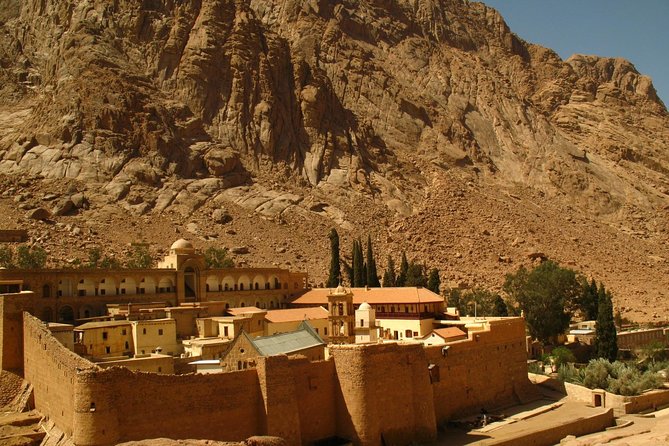 Mount Sinai Sunrise and St. Catherine's Monastery Trip from Dahab - Starting the Climb Under the Stars
