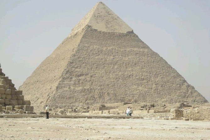 Multi-Day Sites of Giza and Cairo City Tour plus Egyptian Antiquities Museum - Giza’s nine pyramids, the Sphinx, and the Valley Temple