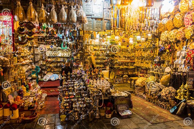 Night tour of Cairo with Dinner - Khan Al-Khalili: Color, Noise, and Shopping Pressure