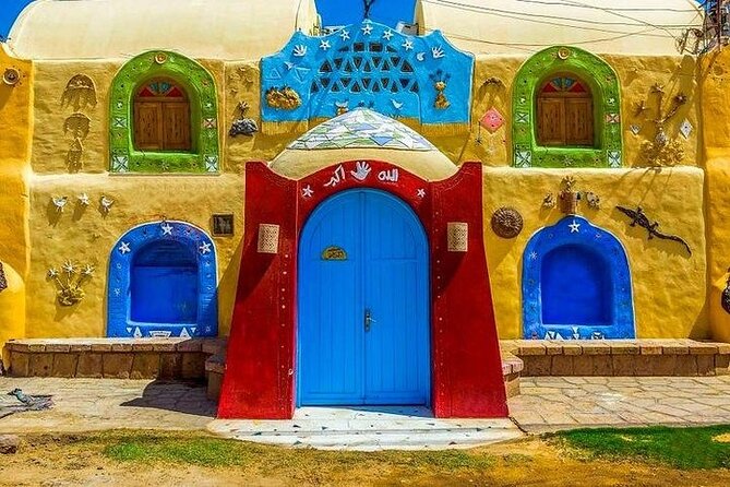 Nubian Village and Philae Temple Private Guided Tour From Aswan - Colorful Streets And Nubian Traditions
