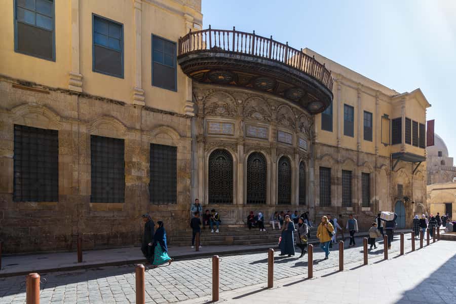 Old Cairo Guided Walk Tour: History, Culture & Street Bites - Sultan Barquq and the Mamluk architectural high point