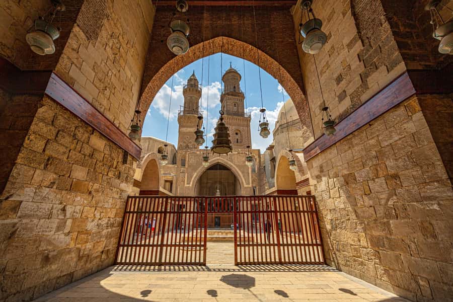 Old Cairo Guided Walk Tour: History, Culture & Street Bites - Qalawun Complex: mosque, madrasa and mausoleum