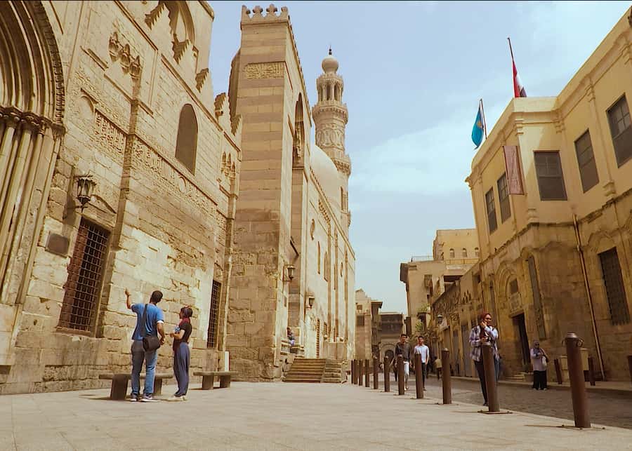 Old Cairo Guided Walk Tour: History, Culture & Street Bites - Khan el Khalili: shopping with a guide nearby