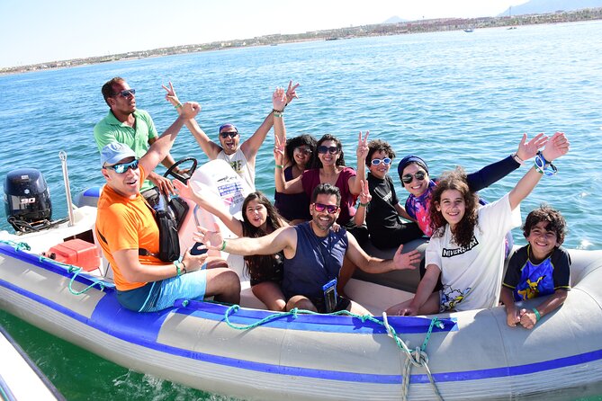 Parasailing Ride in Hurgada single&double with private Transfer - Safety and comfort on the boat