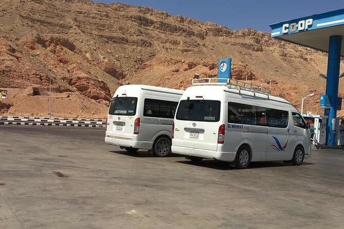 Private airport transfer & hotel transfer in Cairo or Giza. - The ride from the airport to a Giza hotel