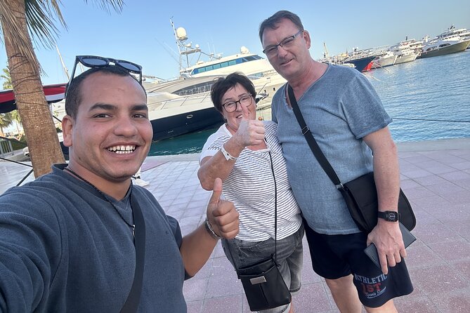 Private city tour with shopping - Seeing the Red Sea catch at the fish market