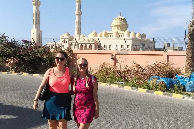 Private City Tour with Shopping in Hurghada - The private guide can make or break the day