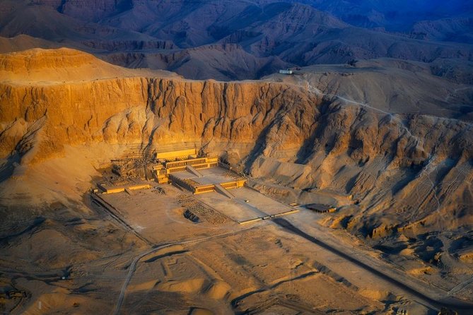 Private Day tour from Hurghada to Luxor - Karnak Temple and the Great Hypostyle Hall