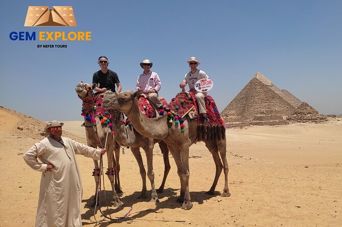 Private Day Tour Giza Pyramids, Egyptian Museum &Khan El-Khalili - Lunch and the road into central Cairo