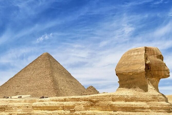 Private Day Tour Giza, Sakkara Pyramids, Memphis includes Lunch. - The Sphinx and Valley Temple