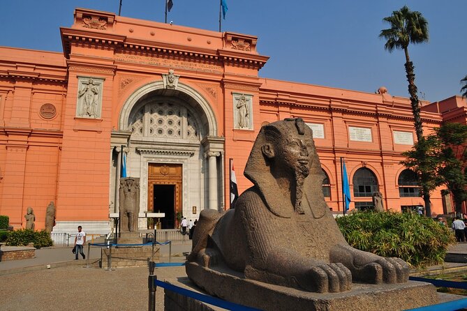 Private Day Tour Pyramids of Giza, Egyptian Museum and Bazaars - Guide quality is the main reason to consider it