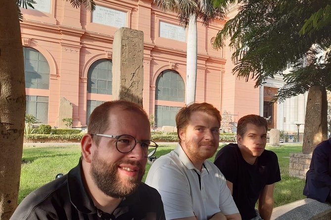 Private Day Tour to Giza Pyramids and Egyptian Museum from Cairo with Guide - A 25-minute camel ride at the desert edge