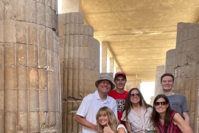Private Day Tour to Giza Pyramids, Great Sphinx , Memphis and Sakkara