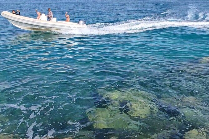 Private Day Tour To Red Sea included Lunch from Cairo & Giza - Lunch, fresh juice, and the value of staying at the resort