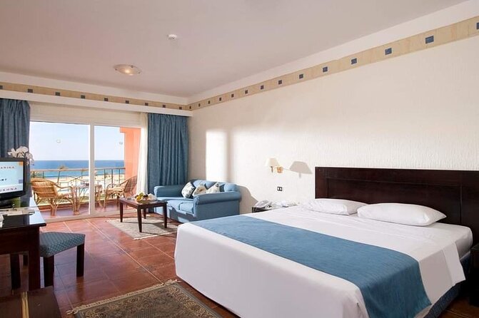 Private Day Tour To Red Sea included Lunch from Cairo & Giza - Who will enjoy this 11-hour outing?