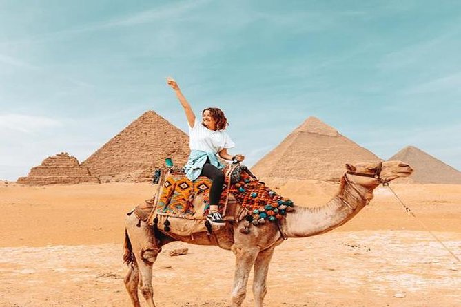 Private Experienced Tour for Camel ride during the sunset with Local Bedouin Dinner - Guides who shape the outing
